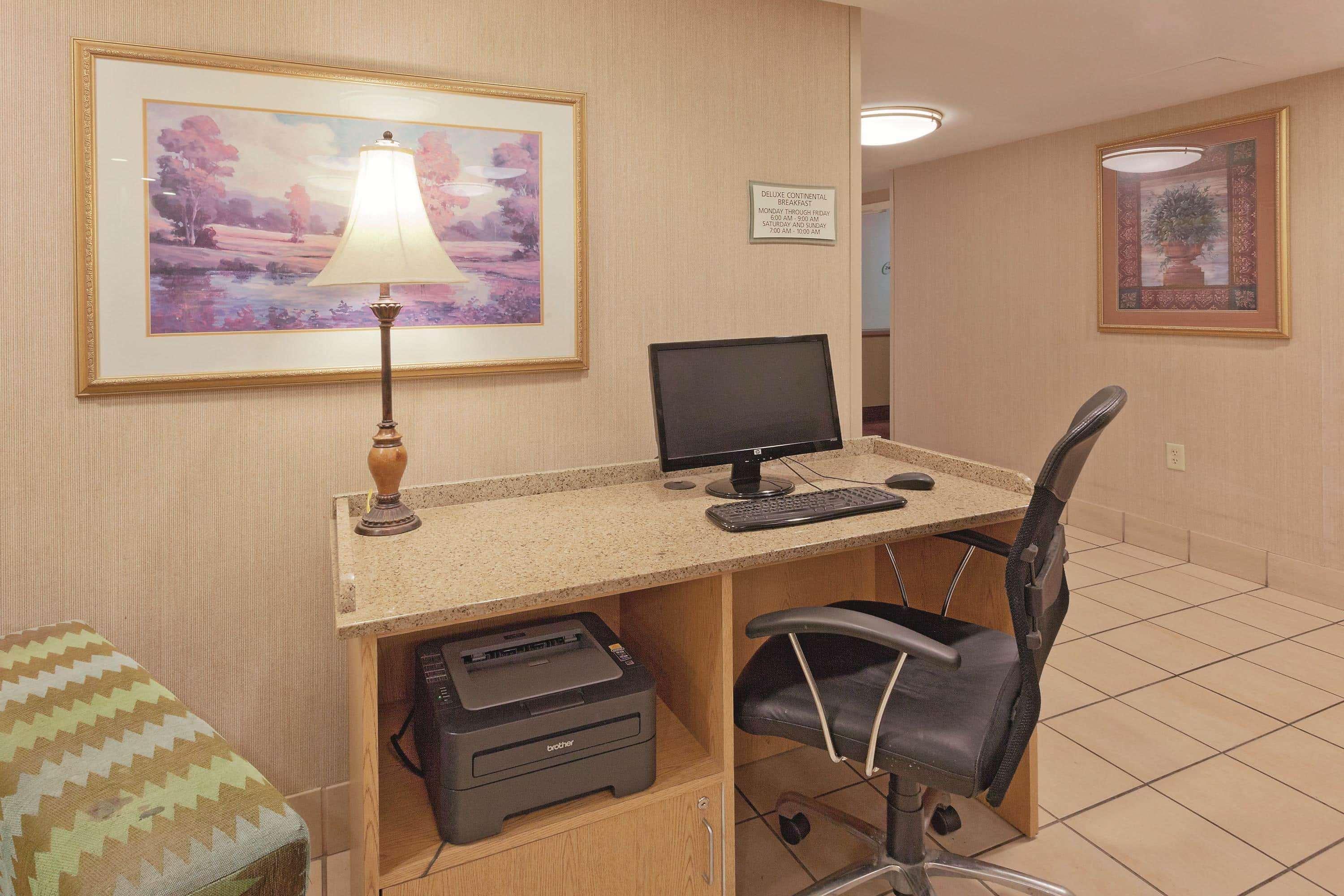 Hotel La Quinta By Wyndham Warwick Providence Airport Exterior foto