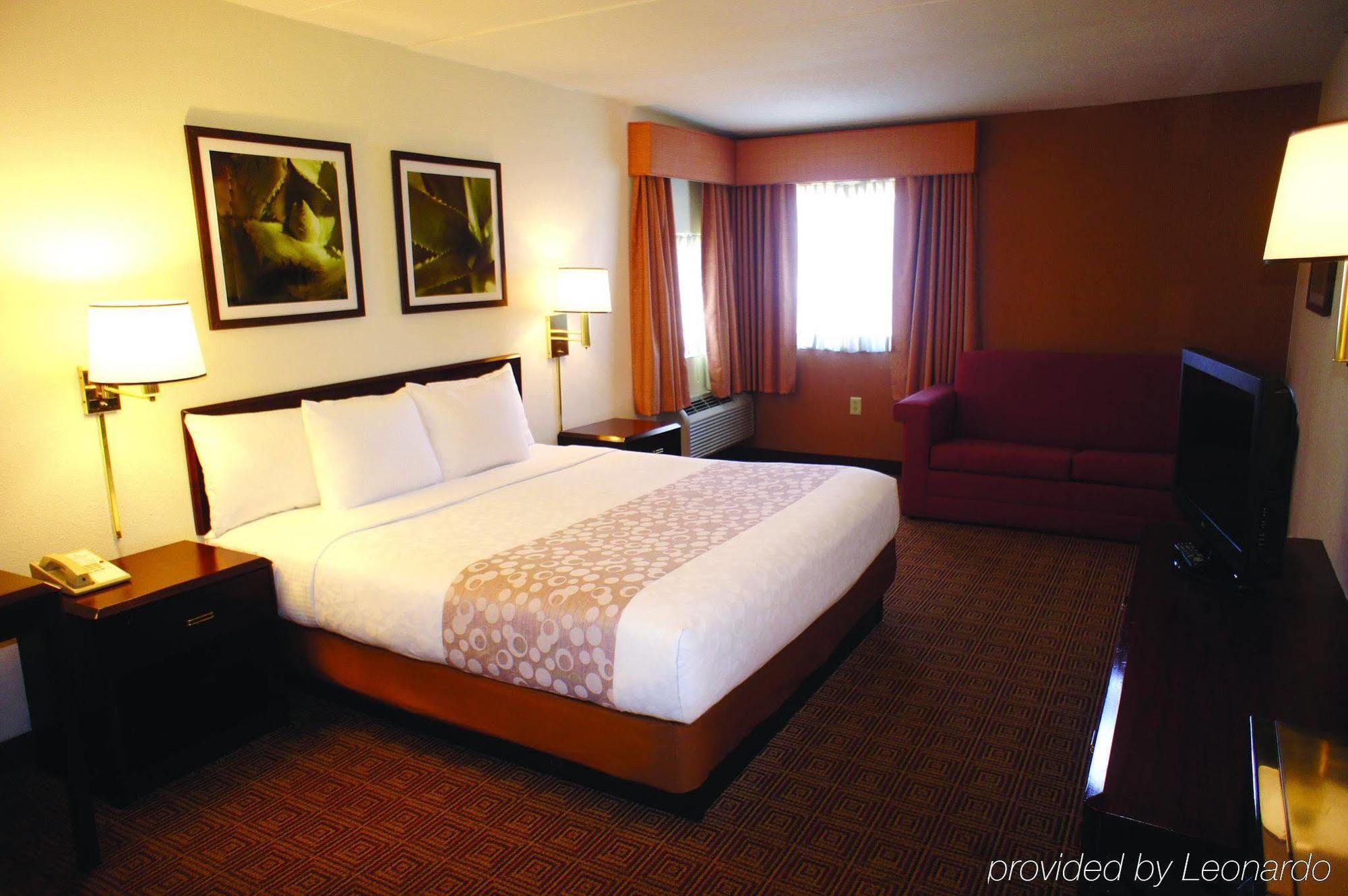 Hotel La Quinta By Wyndham Warwick Providence Airport Exterior foto