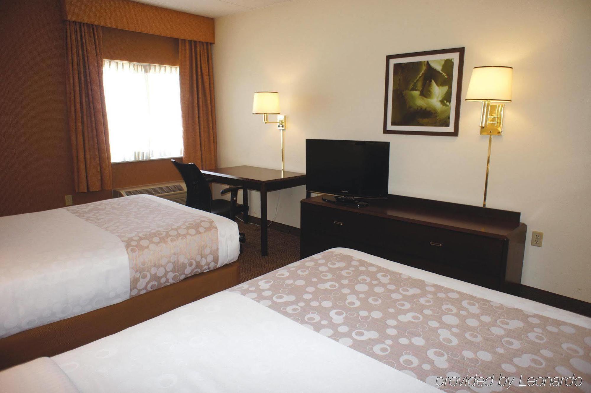 Hotel La Quinta By Wyndham Warwick Providence Airport Exterior foto